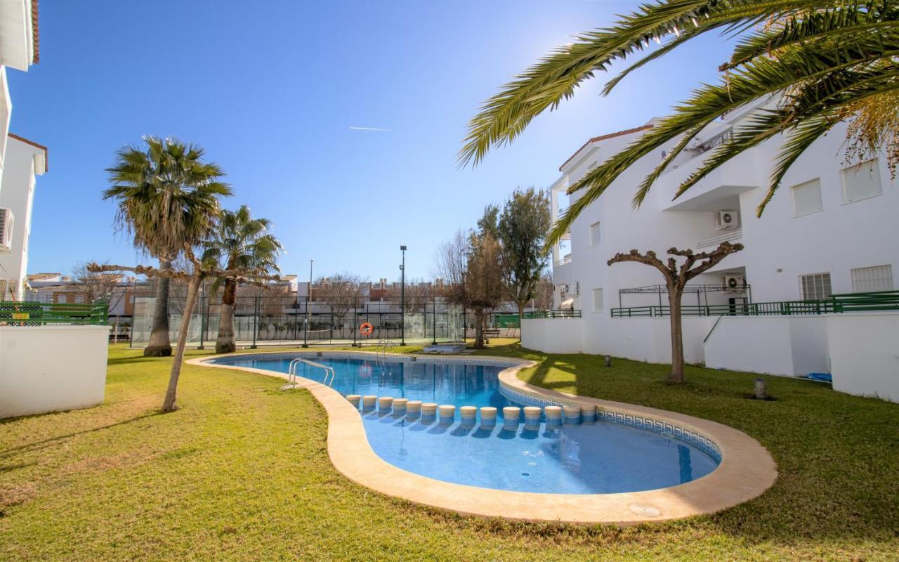 Urbanizacion Familiar Las Brisas 35 Terraza Y Piscina Albert Villas 阿尔考斯布里 外观 照片